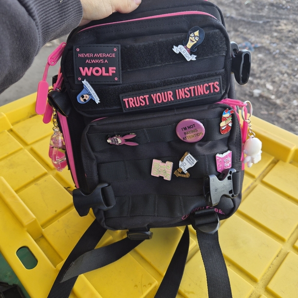 WOLF Black Backpack with Neon Pink Highlights - Picture 2 of 2